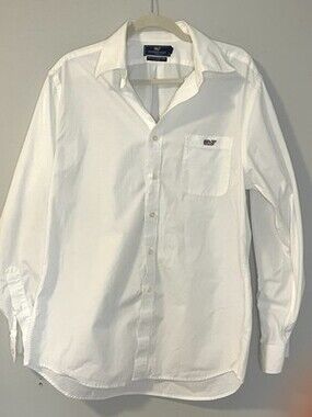 Vineyard Vines Men’s White Dress Shirt. Slim Fit Tucker Shirt . Size L